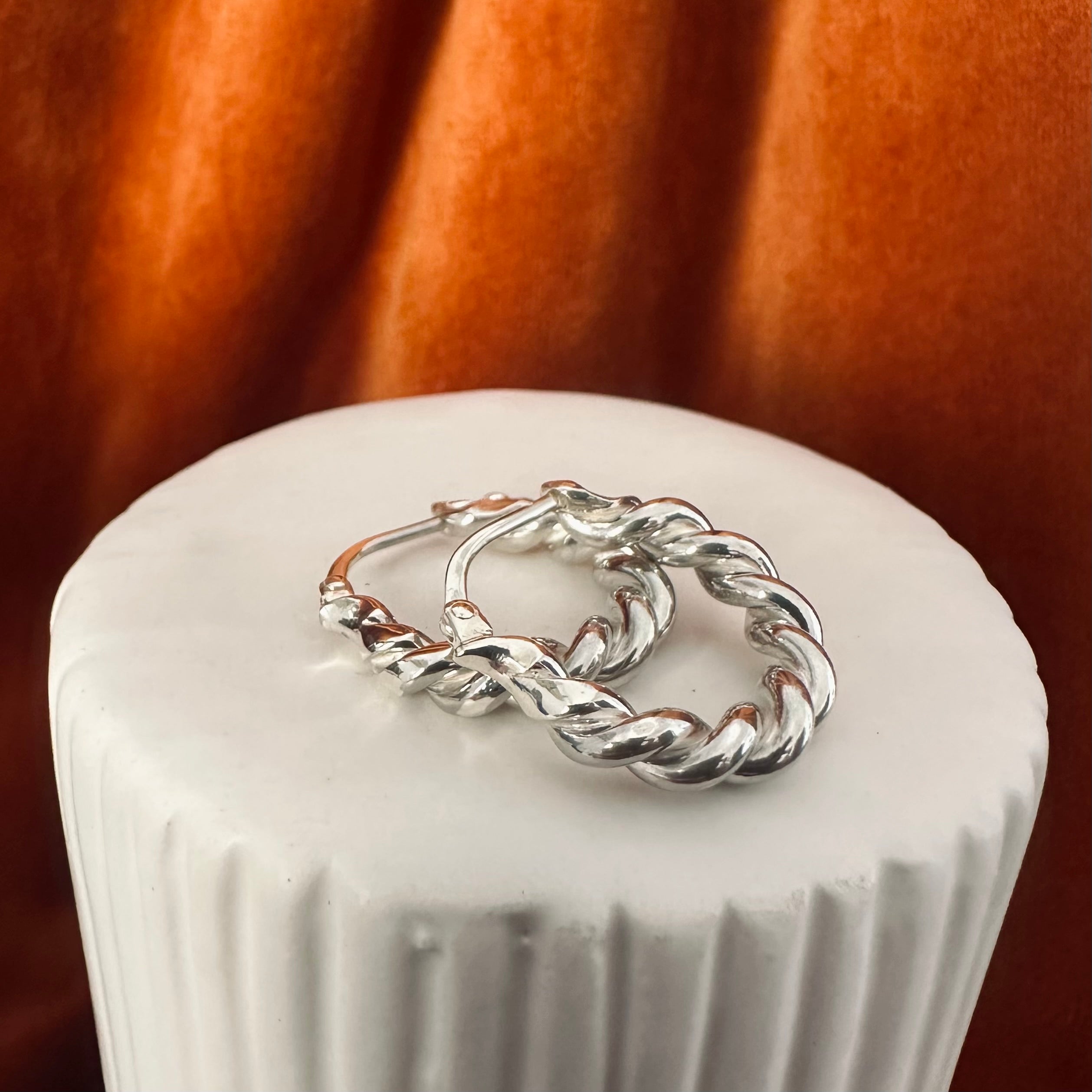 Pendientes Intrecciato